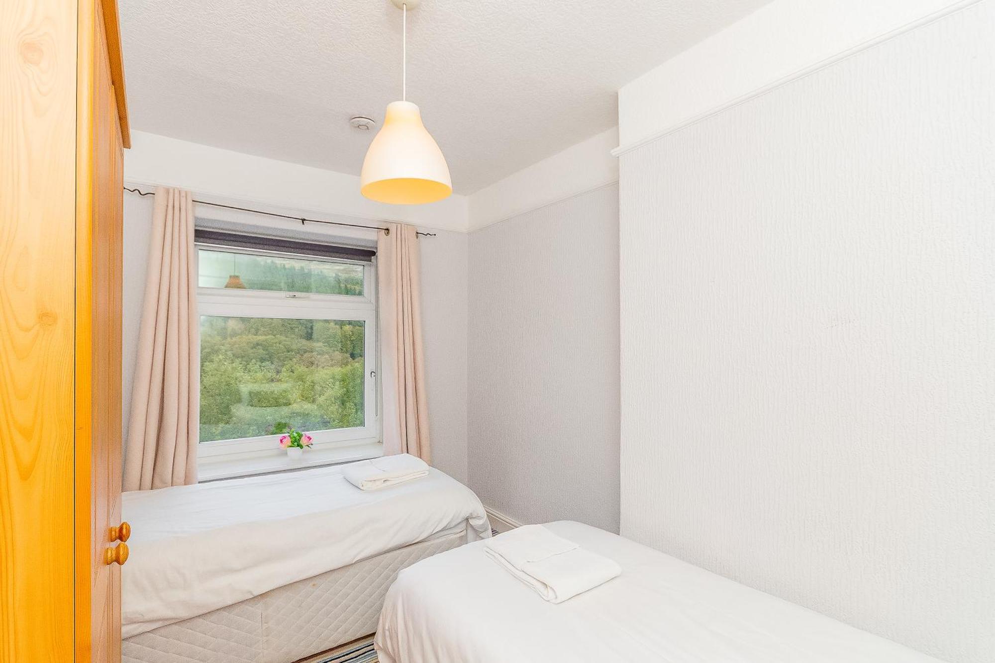 The View Spacious Apartment In Afan Forest Bike Park By Staystaycations Port Talbot Dış mekan fotoğraf